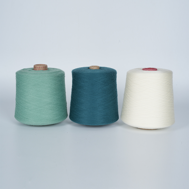 70Nm/2 70% Wool 30% Cashmere Protein Fiber Yarn